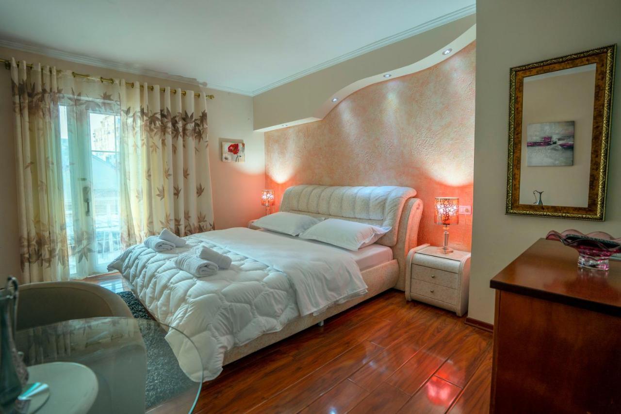 Zobo Hotel Shkoder Exterior photo